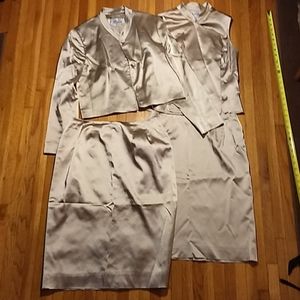 Vintage 4 Piece Carlisle Suit Set Size 6 8